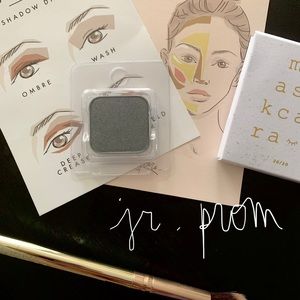 Maskcara Eyeshadow (Jr. Prom)